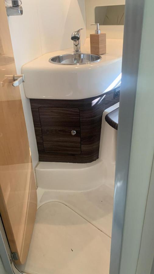 Payva & Branco Boats Iate Privado Em Cascais Hotell Eksteriør bilde