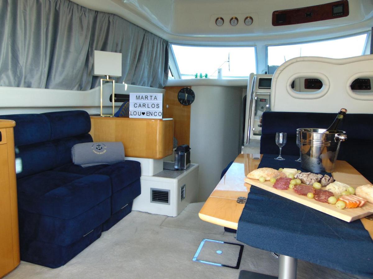 Payva & Branco Boats Iate Privado Em Cascais Hotell Eksteriør bilde
