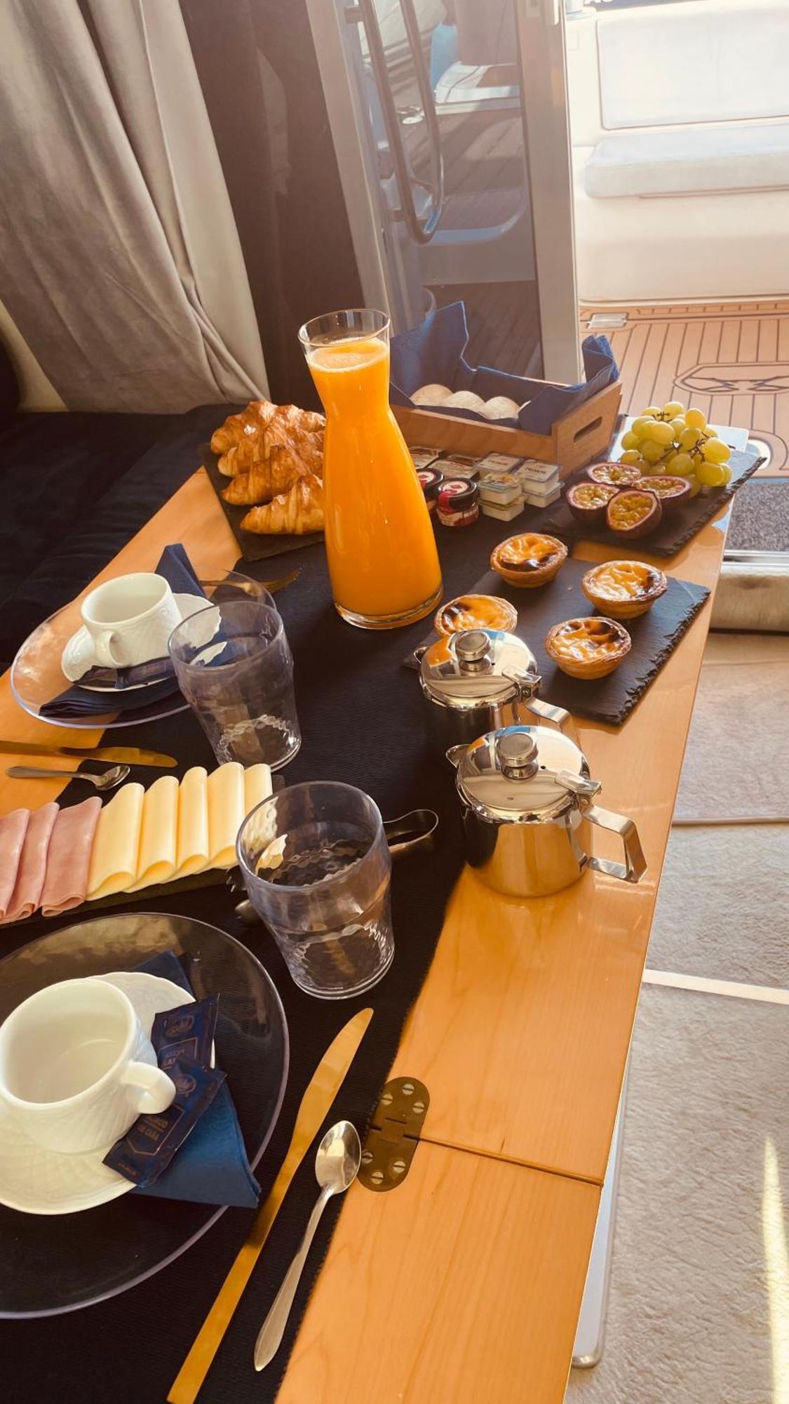 Payva & Branco Boats Iate Privado Em Cascais Hotell Eksteriør bilde